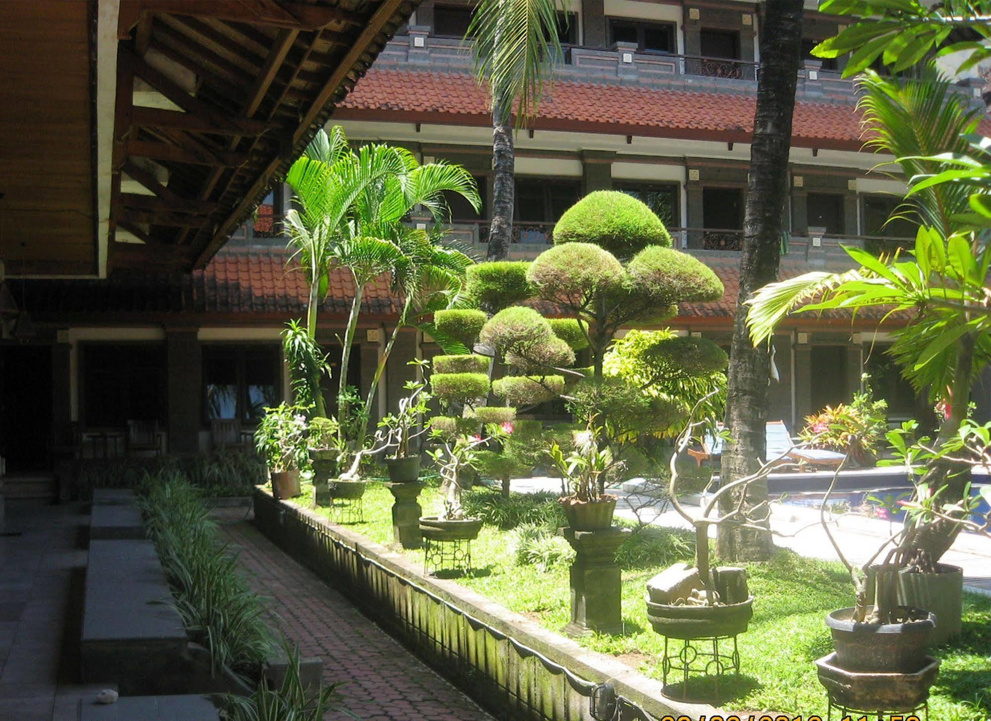 קוטה לומבוק Hotel Puri Tanah Lot מראה חיצוני תמונה