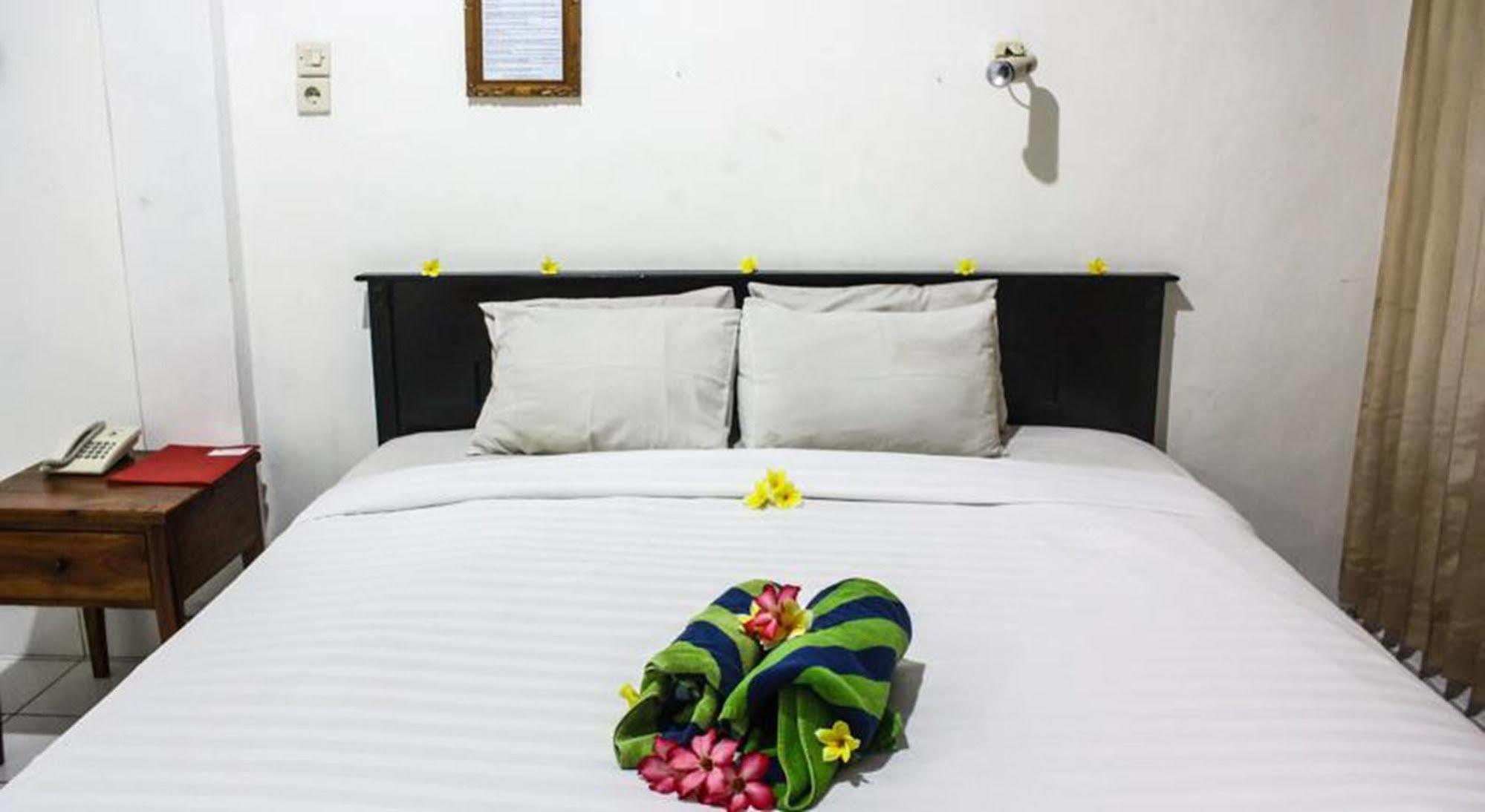קוטה לומבוק Hotel Puri Tanah Lot מראה חיצוני תמונה