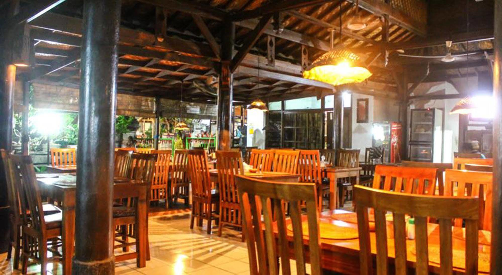 קוטה לומבוק Hotel Puri Tanah Lot מראה חיצוני תמונה