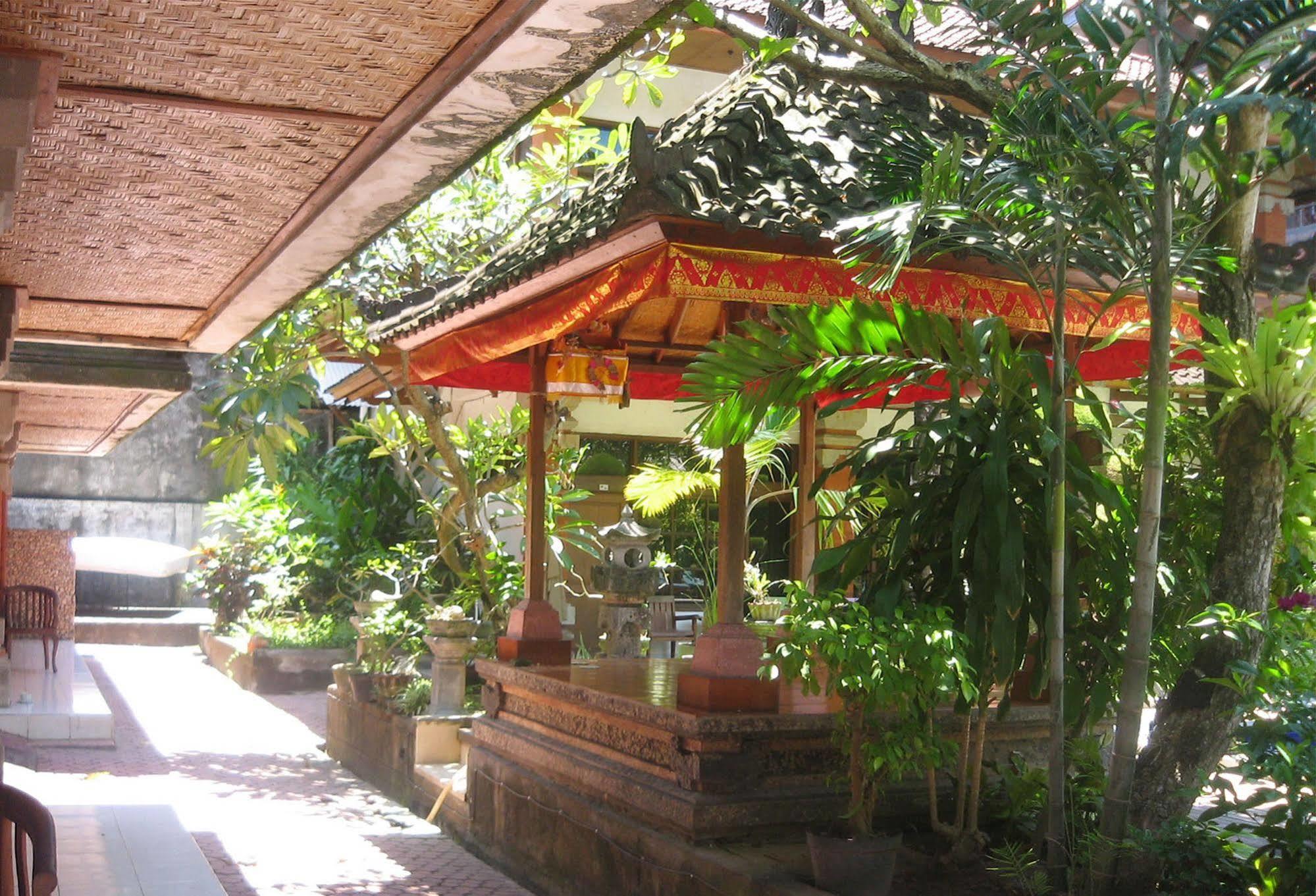 קוטה לומבוק Hotel Puri Tanah Lot מראה חיצוני תמונה